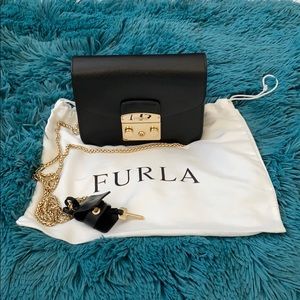 FURLA METRÓPOLIS CROSSBODY!